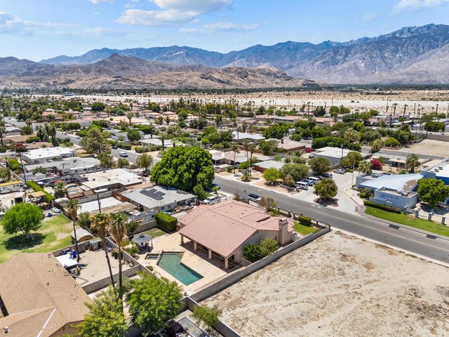 32100 Whispering Palms Trail, Cathedral City, CA 92234