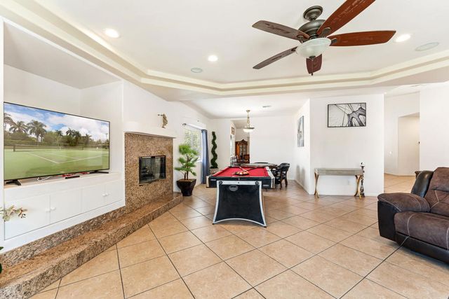 32100 Whispering Palms Trail, Cathedral City, CA 92234