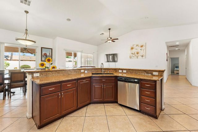 32100 Whispering Palms Trail, Cathedral City, CA 92234