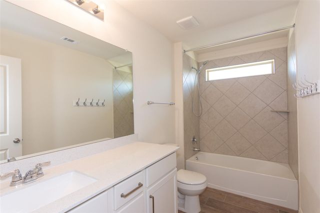 1732 Lakota LN, Leander, TX 78641
