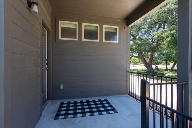 1732 Lakota LN, Leander, TX 78641