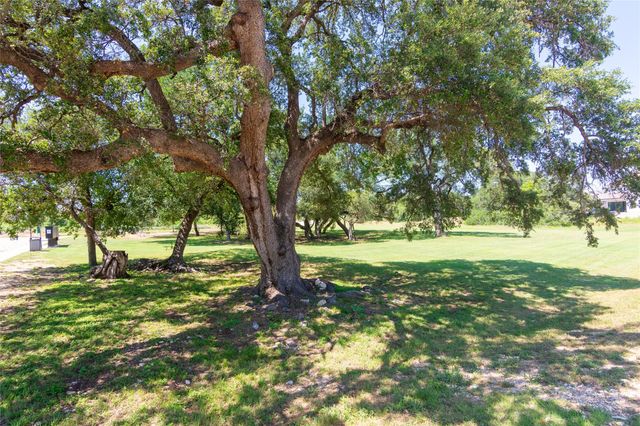 1732 Lakota LN, Leander, TX 78641