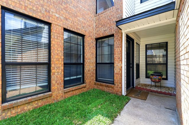 2110 Cologne Drive, Carrollton, TX 75007