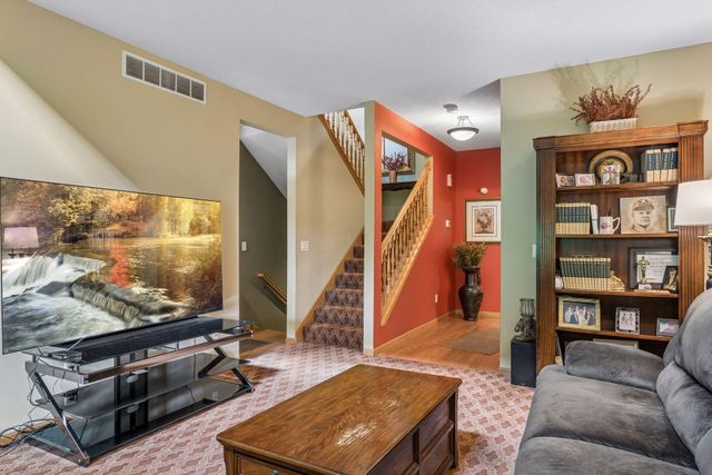 4805 Iris Alcove, White Bear Twp, MN 55127