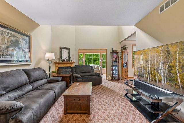 4805 Iris Alcove, White Bear Twp, MN 55127