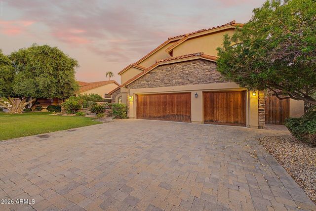 10743 E SAN SALVADOR Drive, Scottsdale, AZ 85258