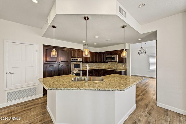 10743 E SAN SALVADOR Drive, Scottsdale, AZ 85258