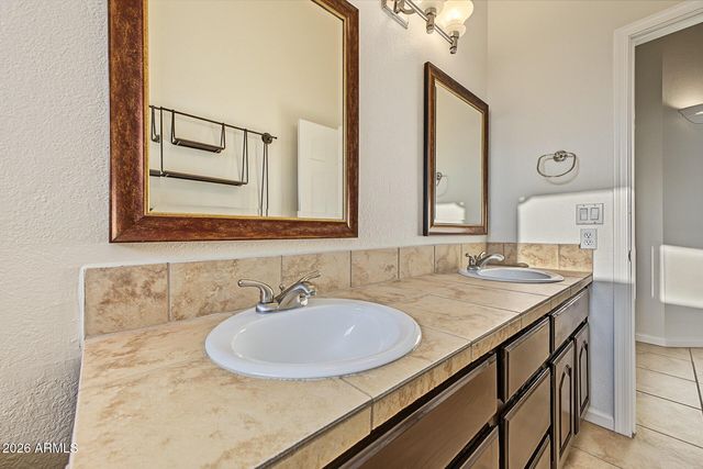 10743 E SAN SALVADOR Drive, Scottsdale, AZ 85258