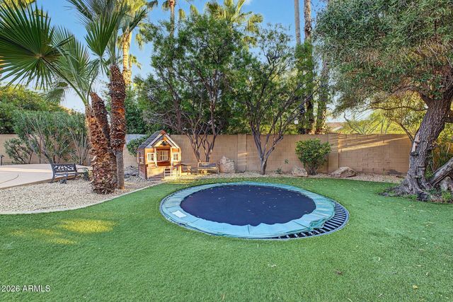 10743 E SAN SALVADOR Drive, Scottsdale, AZ 85258