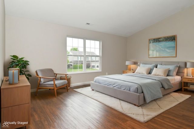 1066 Quarterhorse Run, Bargersville, IN 46106