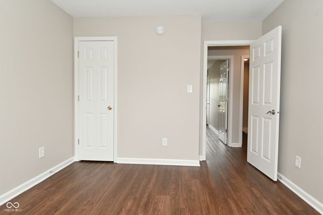 1066 Quarterhorse Run, Bargersville, IN 46106
