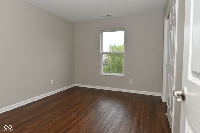 1066 Quarterhorse Run, Bargersville, IN 46106