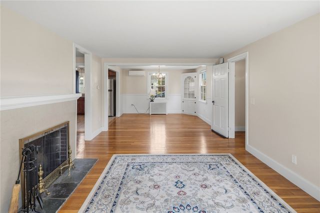 43 Ferrier Drive, Warwick, RI 02886