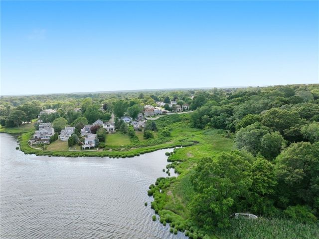 43 Ferrier Drive, Warwick, RI 02886