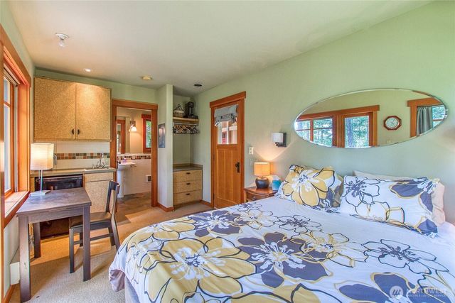 72 Thunderbird Trail, Orcas Island, WA 98280