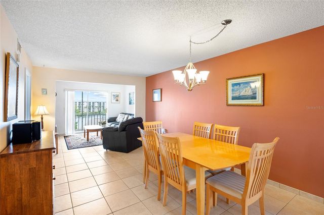 3959 LAKE BAYSHORE DRIVE F 412, Bradenton, FL 34205