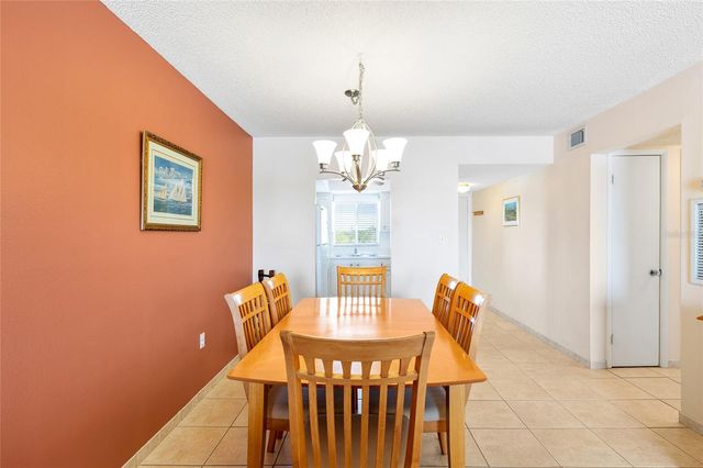 3959 LAKE BAYSHORE DRIVE F 412, Bradenton, FL 34205