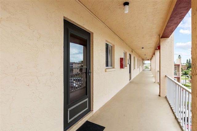 3959 LAKE BAYSHORE DRIVE F 412, Bradenton, FL 34205
