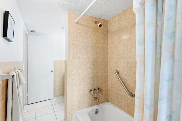 3959 LAKE BAYSHORE DRIVE F 412, Bradenton, FL 34205