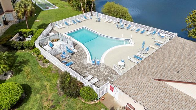3959 LAKE BAYSHORE DRIVE F 412, Bradenton, FL 34205