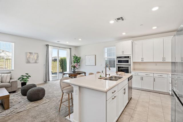4558 Butterfly Ridge Dr, Folsom, CA 95630
