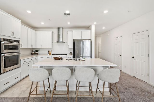 4558 Butterfly Ridge Dr, Folsom, CA 95630