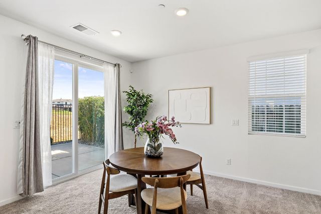 4558 Butterfly Ridge Dr, Folsom, CA 95630