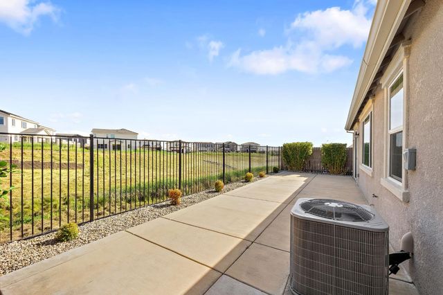 4558 Butterfly Ridge Dr, Folsom, CA 95630