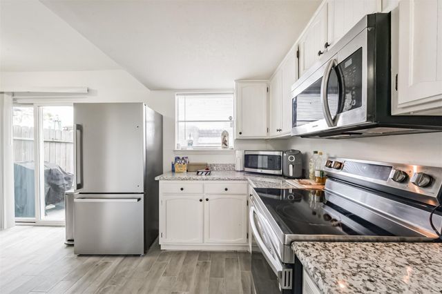 4217 Benard Court 9, Pasadena, TX 77503