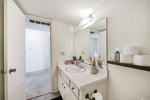 4217 Benard Court 9, Pasadena, TX 77503