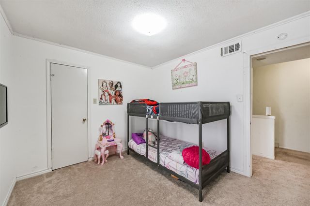 4217 Benard Court 9, Pasadena, TX 77503