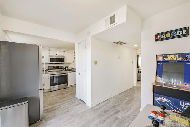 4217 Benard Court 9, Pasadena, TX 77503