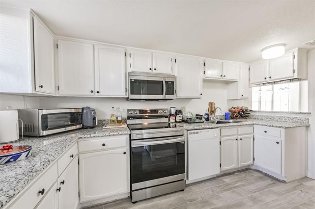 4217 Benard Court 9, Pasadena, TX 77503