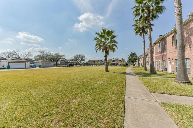 4217 Benard Court 9, Pasadena, TX 77503