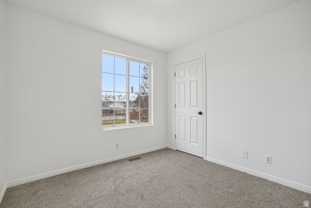 2608 W 3900 S, Roy, UT 84067