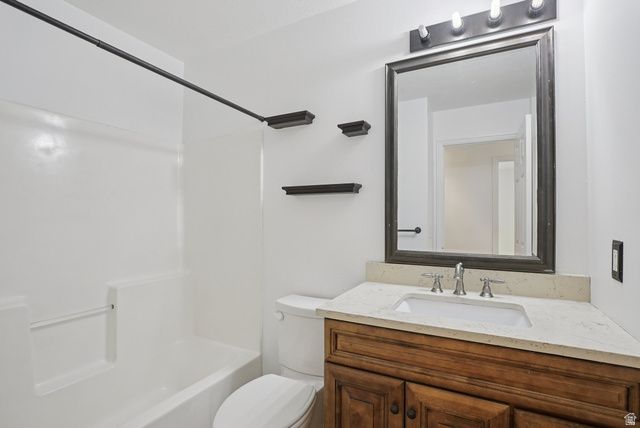 2608 W 3900 S, Roy, UT 84067