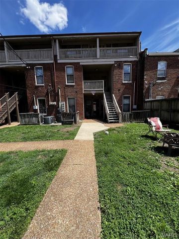 2009 S 11th Street, St Louis, MO 63104