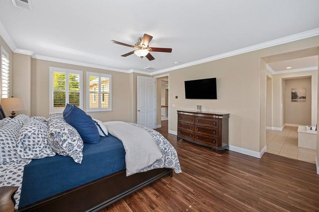 811 Spotted Pony Ln, Rocklin, CA 95765