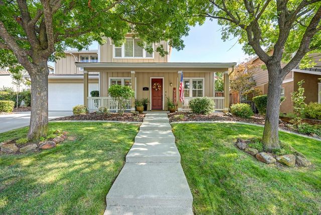 811 Spotted Pony Ln, Rocklin, CA 95765