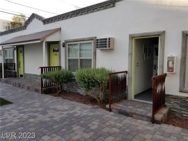 217 9TH Street 6, Las Vegas, NV 89101
