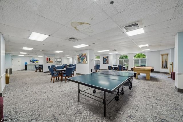 10 Smith Manor Blvd 820, West Orange Twp., NJ 07052
