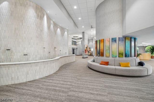 10 Smith Manor Blvd 820, West Orange Twp., NJ 07052
