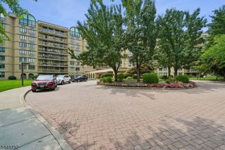 10 Smith Manor Blvd 820, West Orange Twp., NJ 07052