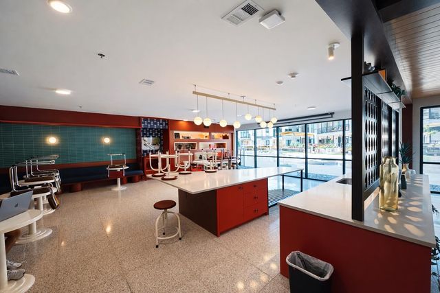 1701 Simond Ave 625, Austin, TX 78723