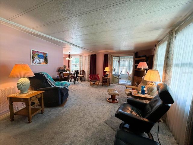 410 HAWTHORNE BOULEVARD, Leesburg, FL 34748