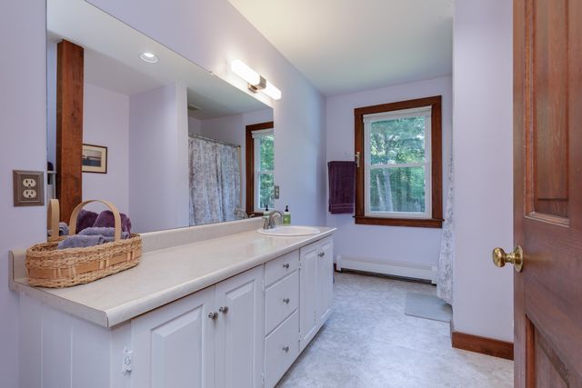 90 Deer Run Road, Henniker, NH 03242