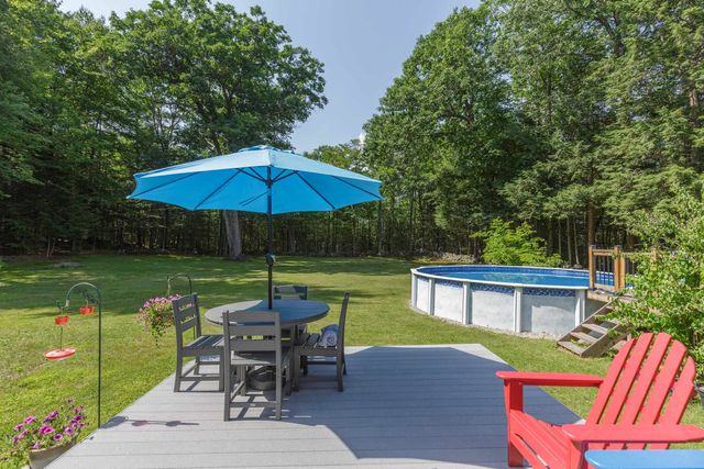 90 Deer Run Road, Henniker, NH 03242