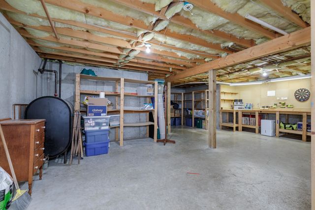90 Deer Run Road, Henniker, NH 03242
