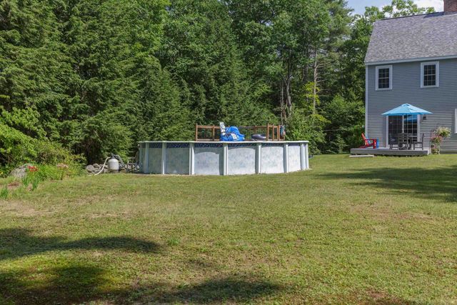 90 Deer Run Road, Henniker, NH 03242