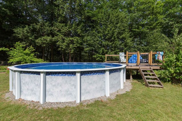 90 Deer Run Road, Henniker, NH 03242